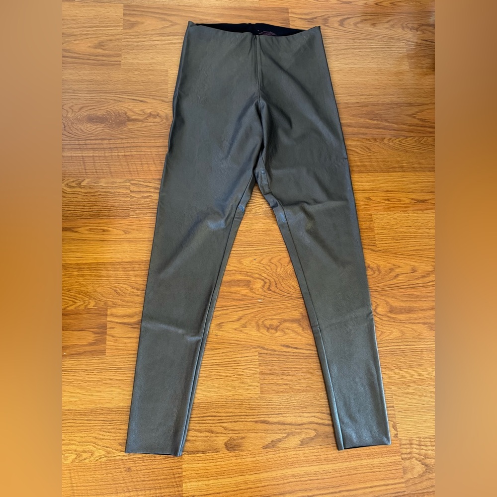 Commando XL Gray Pleather Pants
